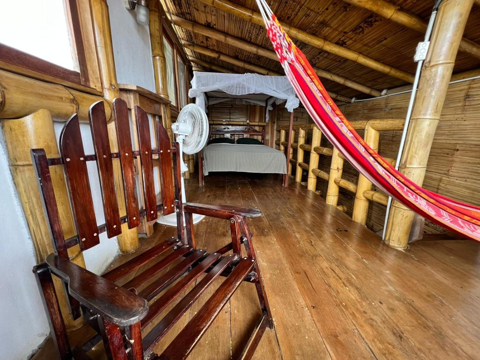 Hostal Monte Libano Puerto López Oda fotoğraf