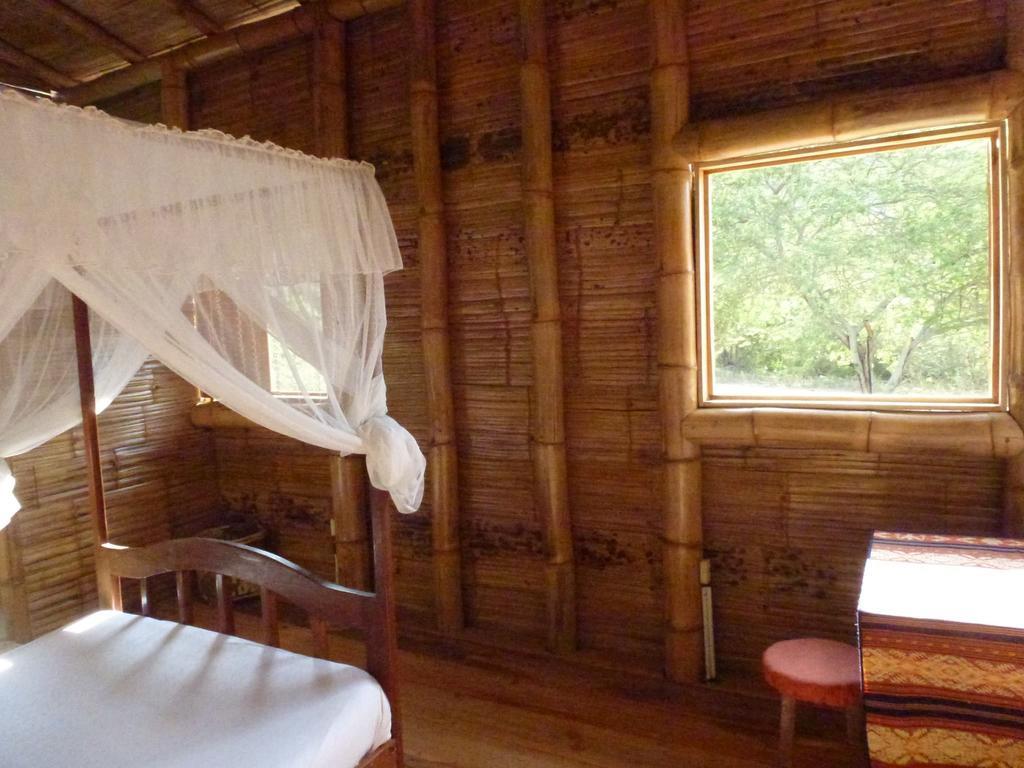 Hostal Monte Libano Puerto López Dış mekan fotoğraf